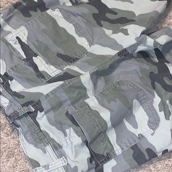 (⭐️) A.E.O.: Grey, Camouflaged Pants. (2) - Picture 9 of 9
